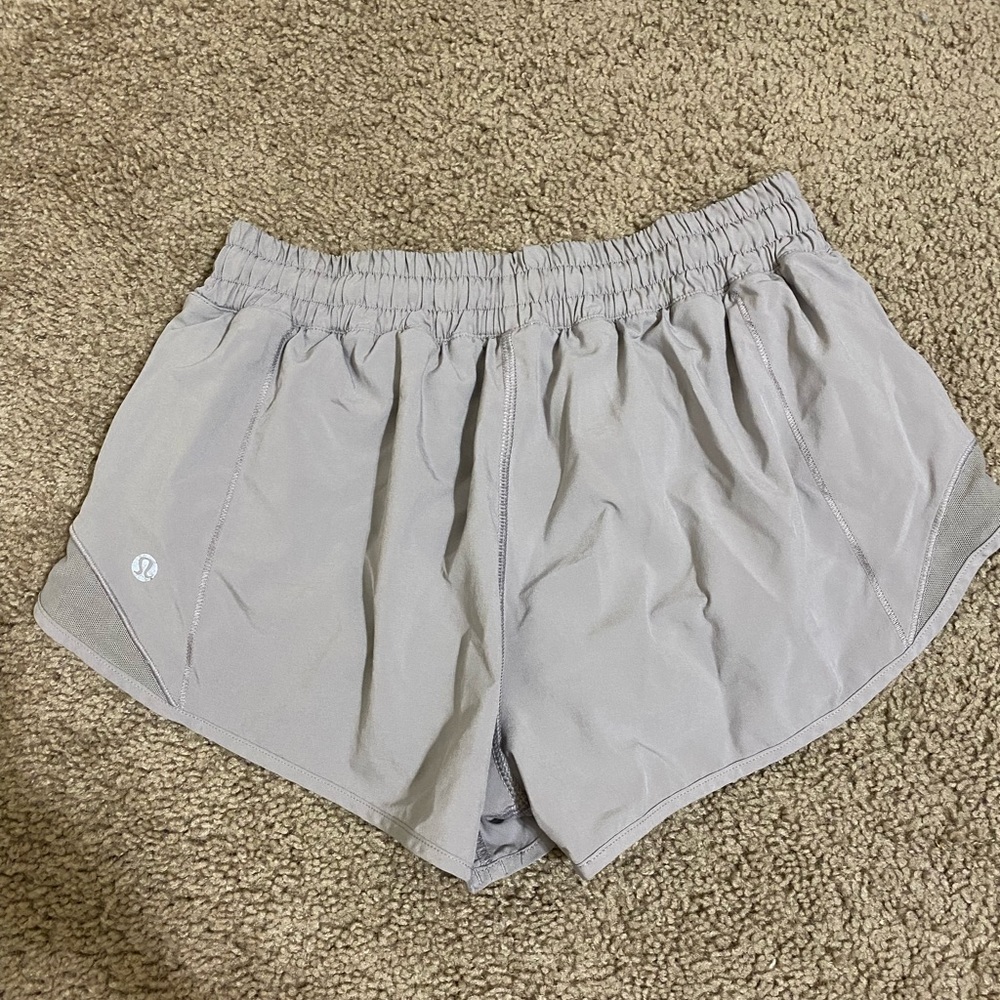Lululemon Hotty Hot shorts